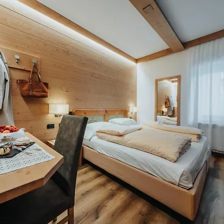 Otel Menardi Cortina dʼAmpezzo