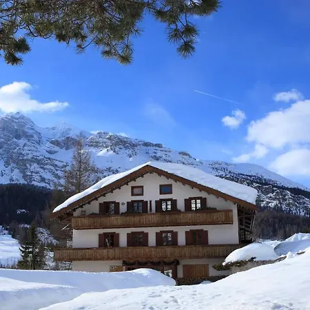 Otel Menardi Cortina dʼAmpezzo